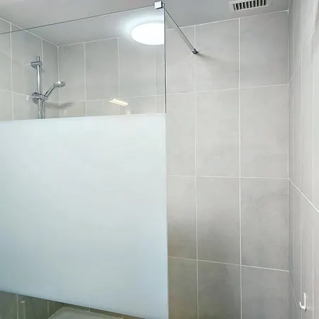 Дом отдыха Seaside Serenity Casa Nini Ла-Техита